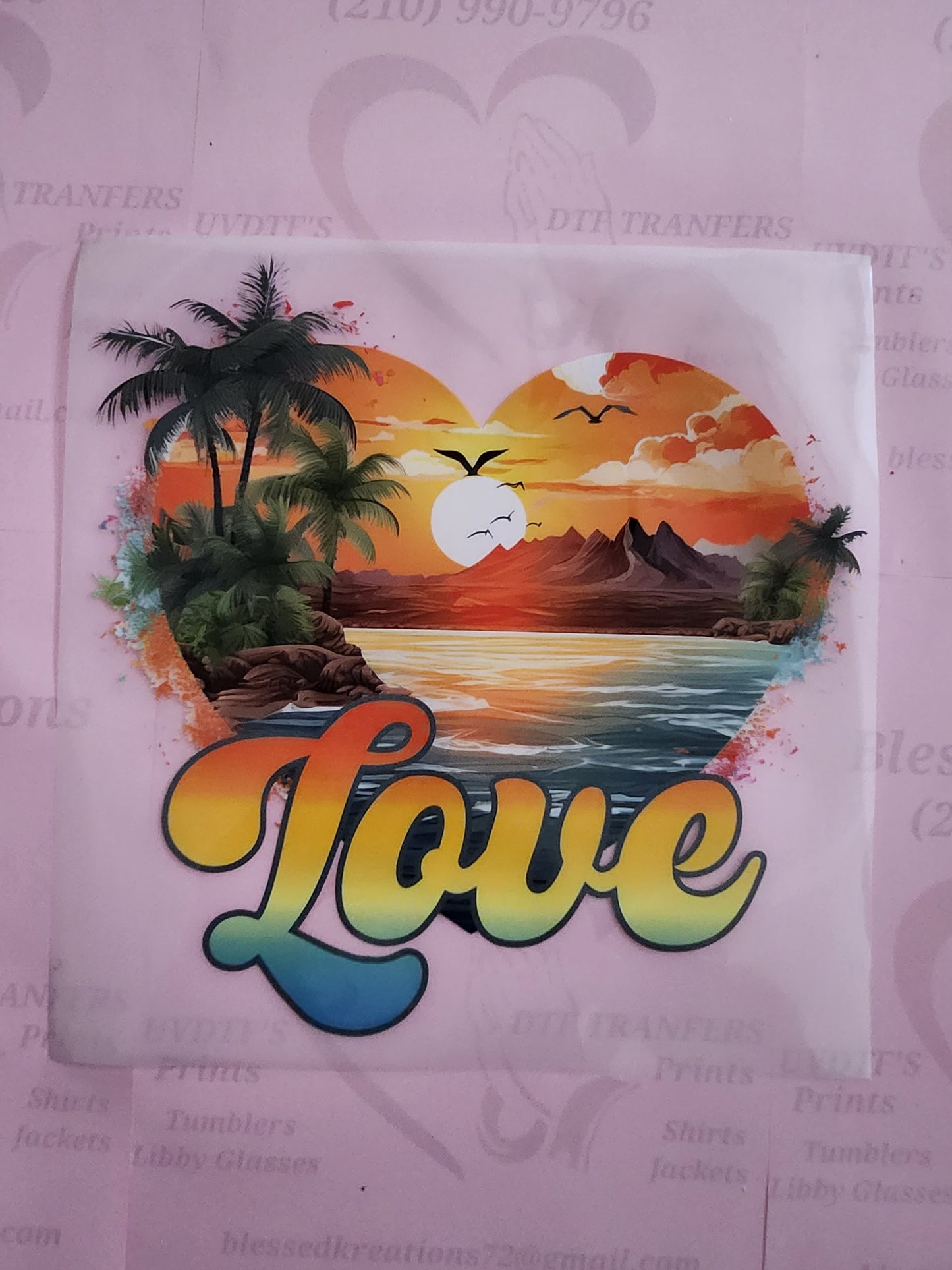 #1230 Love heart w/palm trees DTF