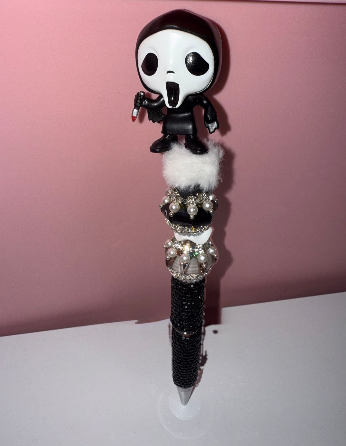 Scream fancy pen
