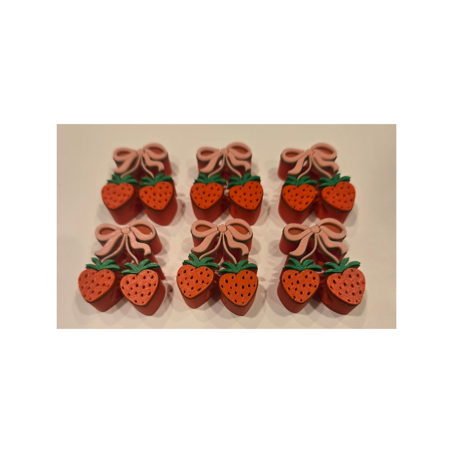 3D Strawberry Straw Toppers